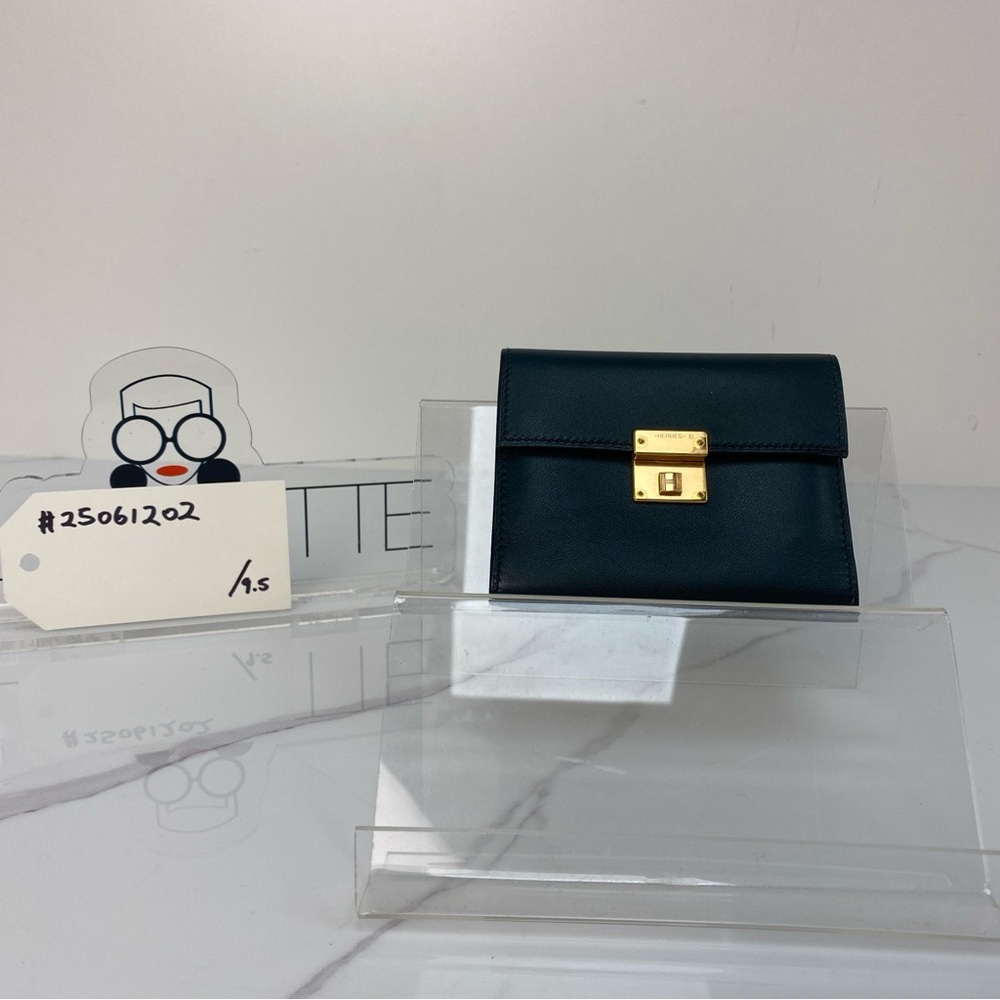 Hermès Clic 12 Wallet - Picture 2 of 7